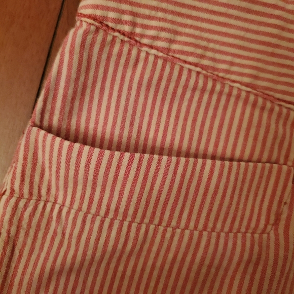 American Eagle 🦅 Red Striped Skirt - Picture 5 of 6